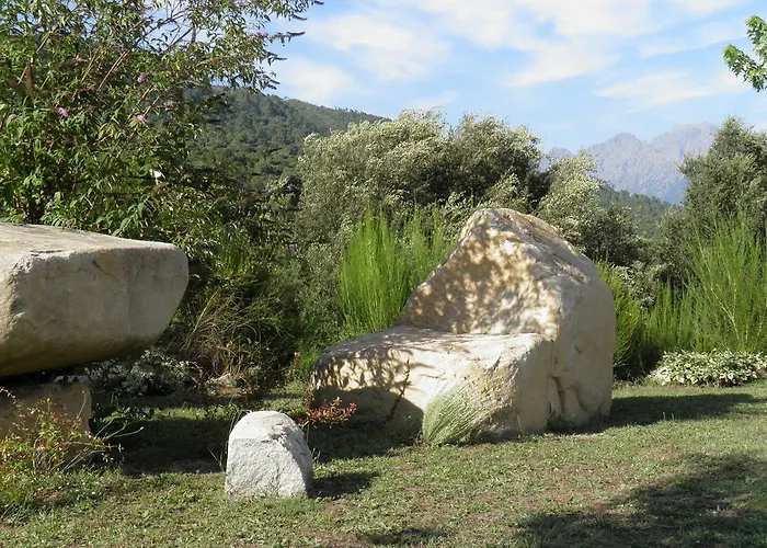 Oda ve Kahvaltı L'ogliastru Ucciani