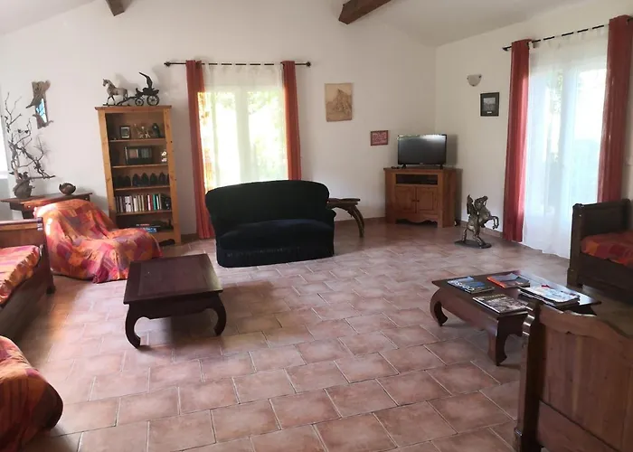 Oda ve Kahvaltı L'ogliastru Ucciani