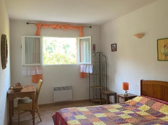 L'ogliastru Oda ve Kahvaltı 3*